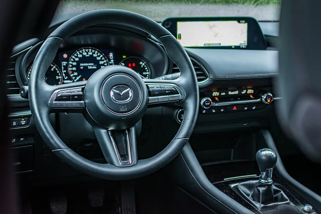 Mazda3-Skyactiv-D-1.8-2020-Interieur-1 Mazda3-Skyactiv-D-1.8-2020-Interieur-1