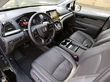 Editorial 2020 honda odyssey touring 17 sh
