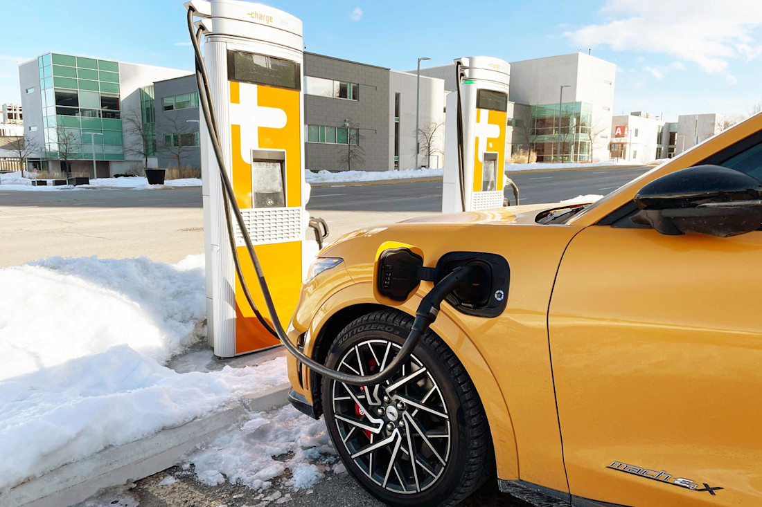 Editorial winter charging experience 10 ct