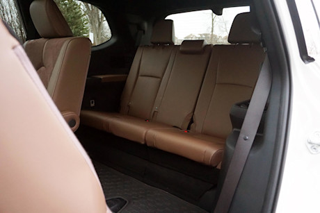 Editorial 2024 toyota grand highlander platinum hybrid max td 240131 16 di