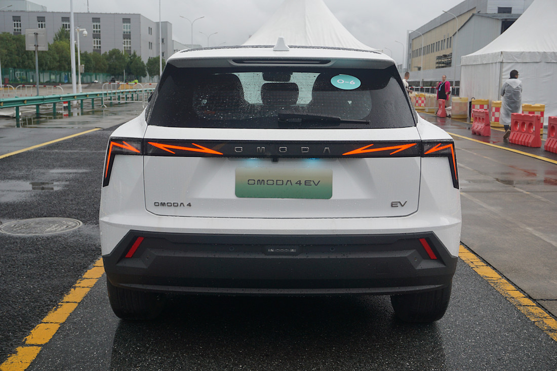 2026 Chery Drive - NF - DI - 261027 - 2.jpg