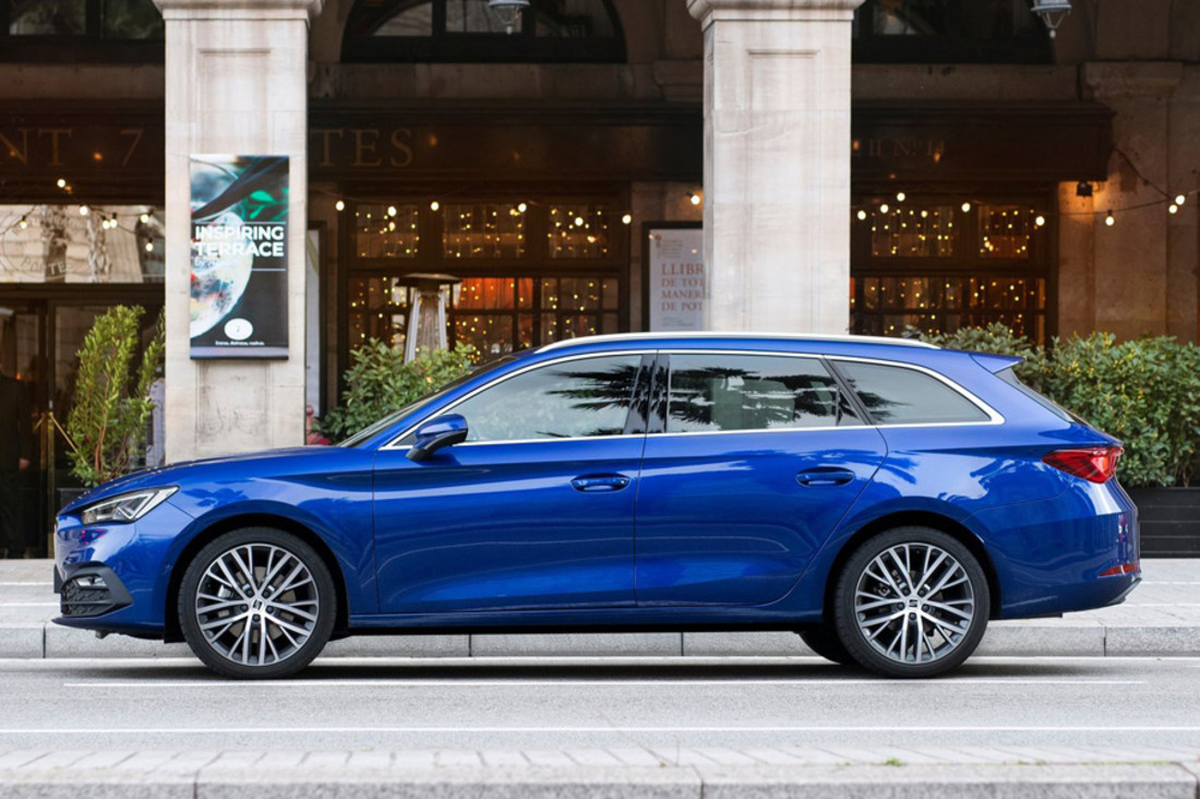 Seat-Leon_Sportstourer-2020-1280-19.jpg