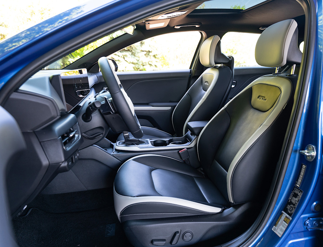 2026 Kia K4 vs Mazda3 - COMP - JW - 260626 - 21.jpg