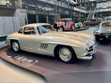 Editorial 05 1955 mercedes 300sl