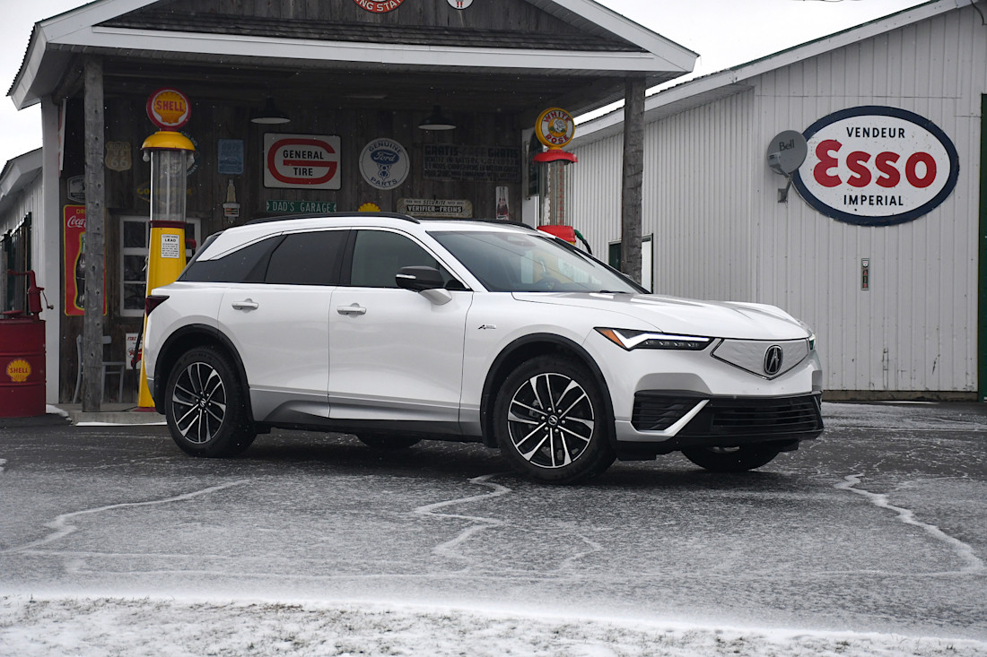 Acura ZDX 2025 : essai routier - AutoHebdo.net