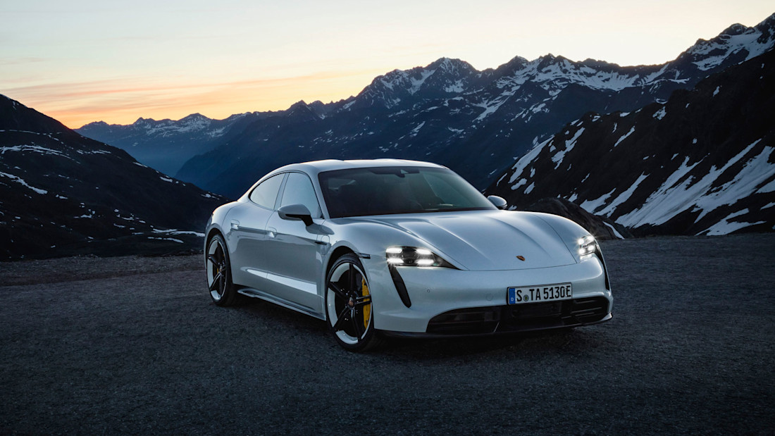 high_taycan_turbo_s_2019_porsche_ag.jpg