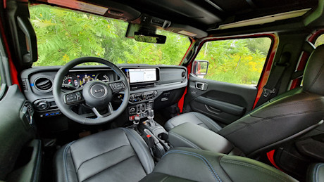 Jeep Wrangler 4xe Rubicon X 2024 : essai routier Image
