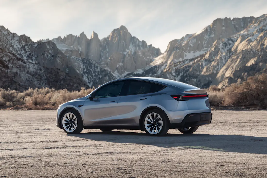 tesla model y 7