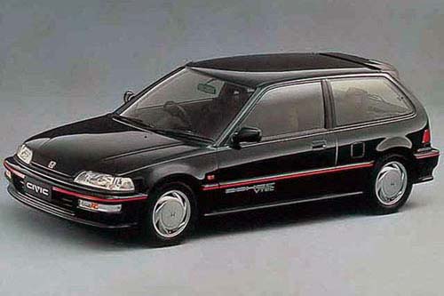 Canada wouldn't get a Civic badged “SiR” for years, but it's worth examining the Civic's overseas offering just to see the huge leap in technology this little car experienced in its fourth generation. Never mind making the most of limited horsepower, suddenly here's the legendary B16 1.6L screamer, capable of cranking out 158 hp at 7,600 rpm in the Japanese market.