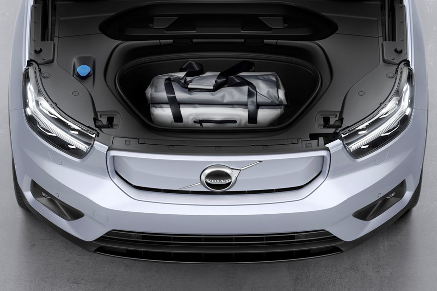 Volvo-XC40_Recharge-2020-1024-1c.jpg