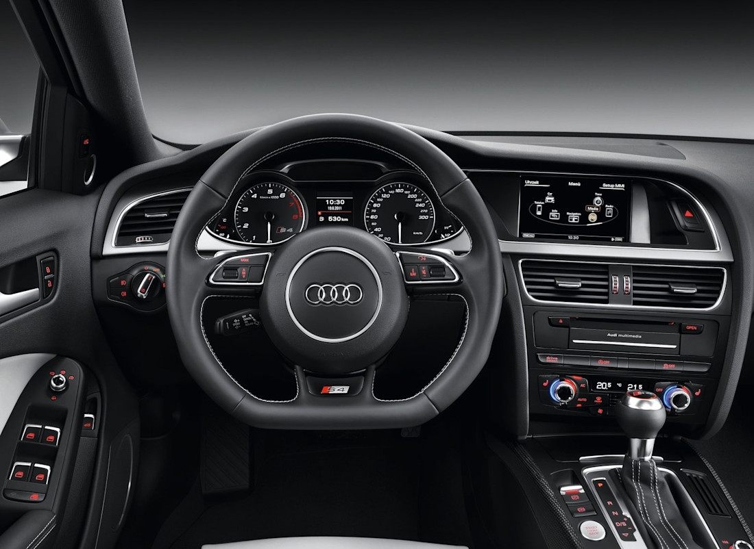 Audi-S4-B8-Interior
