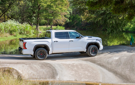 Editorial 2022 toyota tundra 08 lw