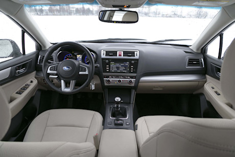 Editorial 2017 subaru legacy 25i touring 12 jw