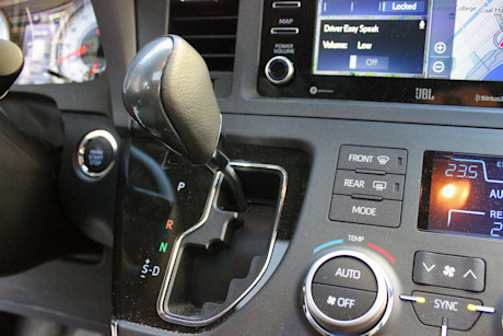 Editorial 2019 toyota sienna se awd v6 7 pass 23 dh