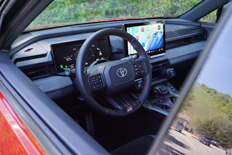 2026 Toyota RAV4 PHEV - FD - DI - 260604 - 26