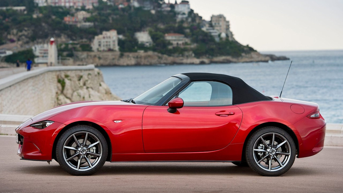 Cómo mantener una capota de lona