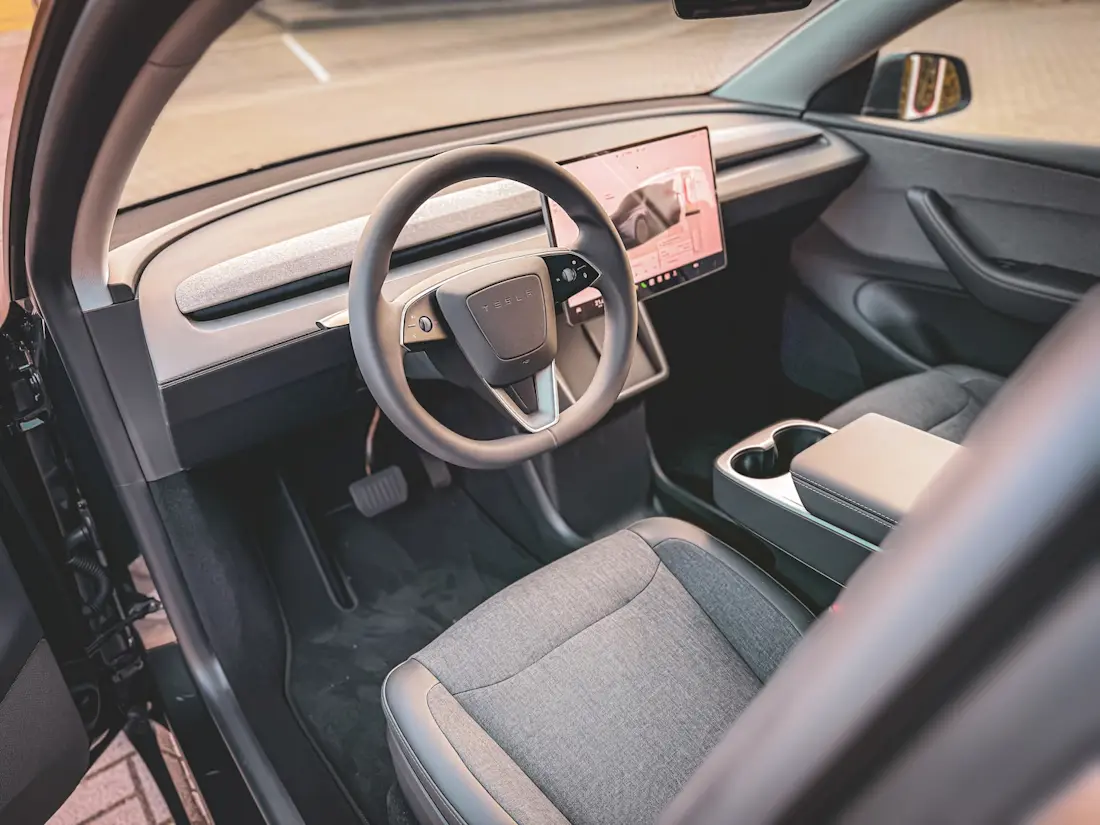 Autoscout24 Tesla Model Y Standard 2