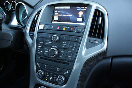 Editorial 2015 buick verano chase 008