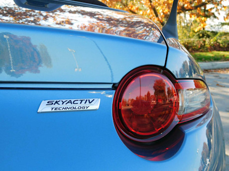 Editorial 2016 mazda mx 5 gt sh 20