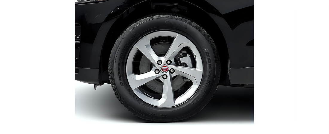 Jaguar F-Pace 2018 40