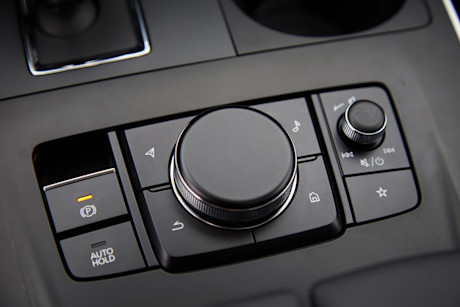 Editorial 2024 mazda cx 90 phev gs l td 240229 31 jk