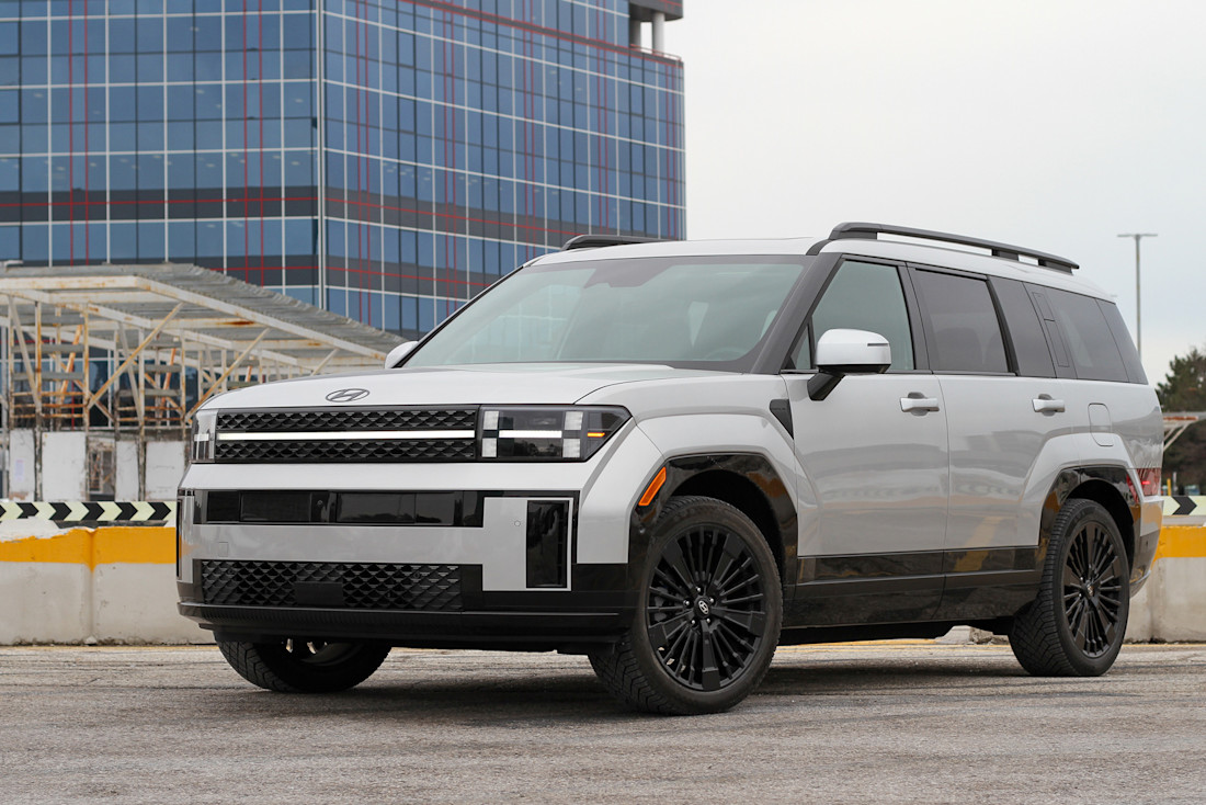 Editorial 2026 hyundai santa fe hybrid td ct 260209 15