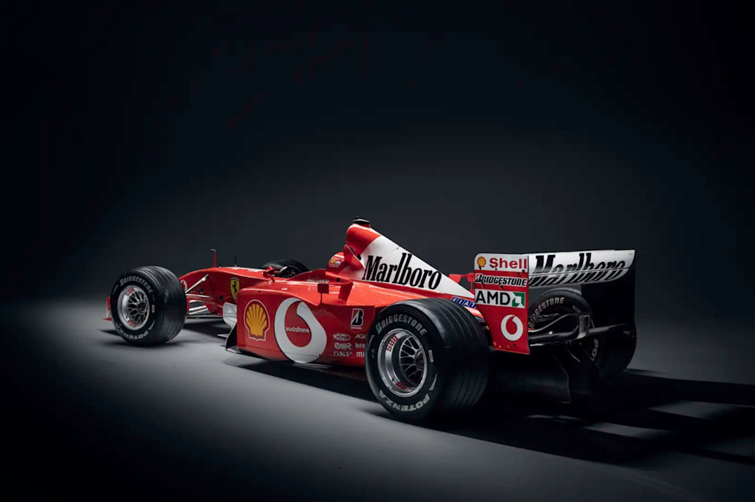 subasta-ferrar-f2001b-michael-schumacher-4.jpg