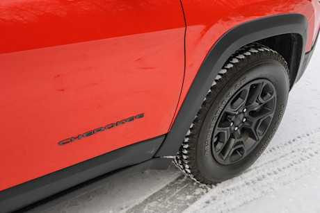 Editorial 2021 jeep cherokee trailhawk elite 13 jm