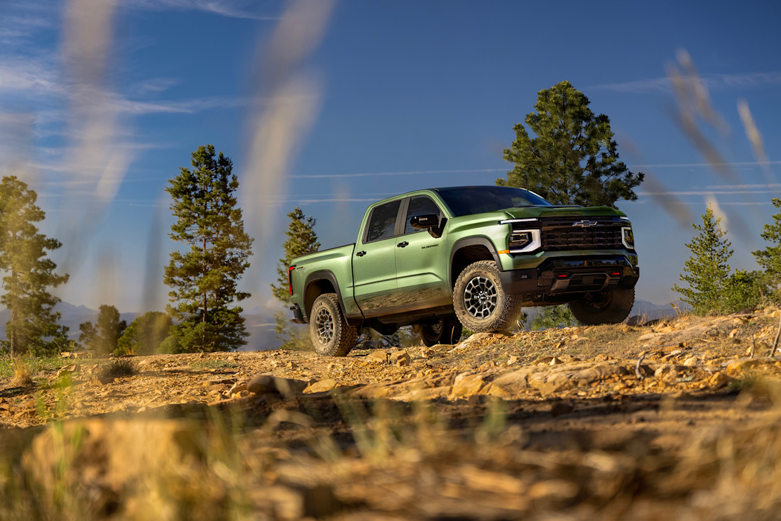 MY27_Chevrolet_Silverado_Trail Boss.jpg