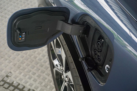 Editorial 2021 ford mustang mach e premium awd 22 di