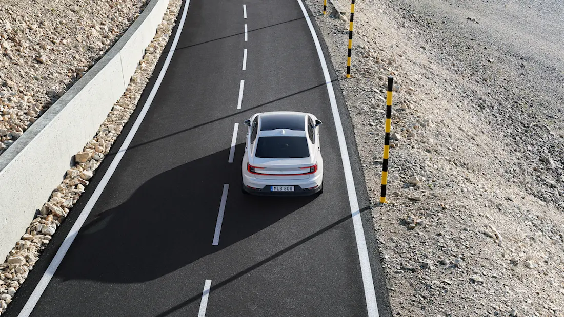 Polestar 2 (2023) dynamic, rear view
