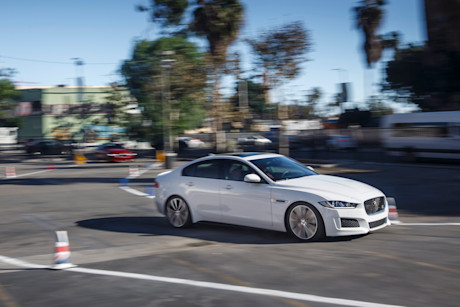 Editorial 2017 jaguar xe 14