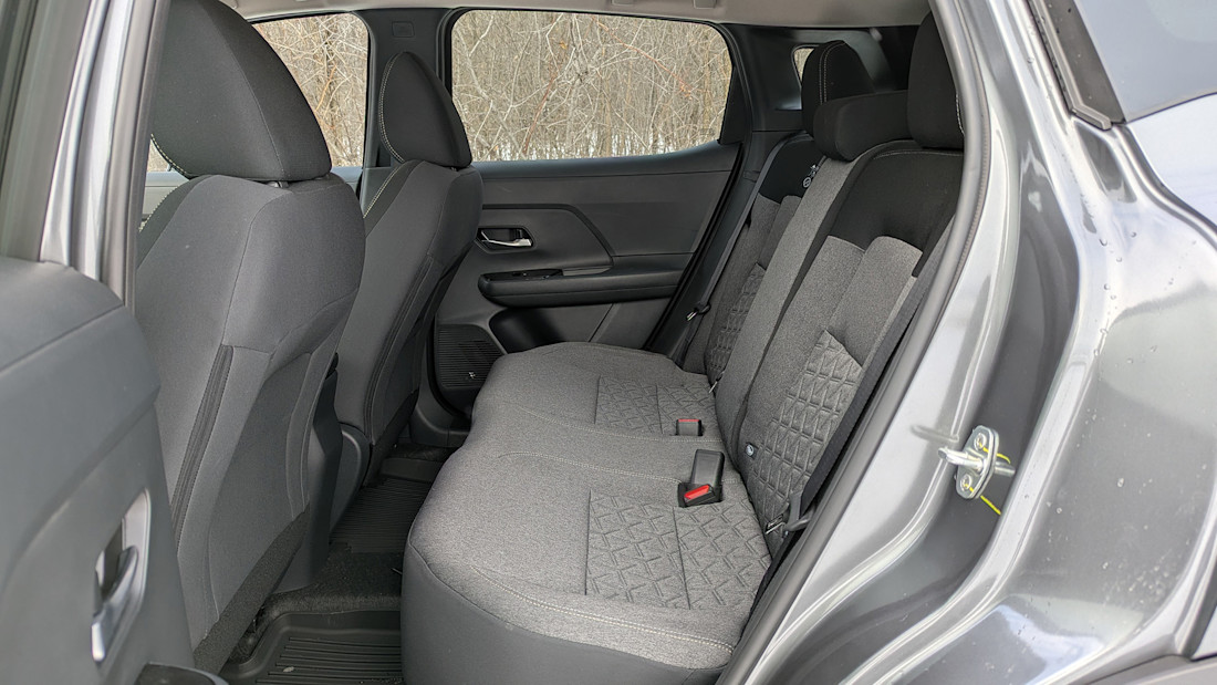 2026 Nissan Kicks - TD - DB - 260106 - 26.jpg