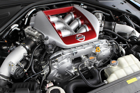 Editorial 08a nissan 2012 gt r