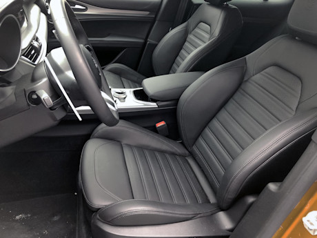 Editorial 2022 alfa romeo stelvio veloce 09 pb