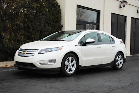 Editorial 2011 chevrolet volt gy 01