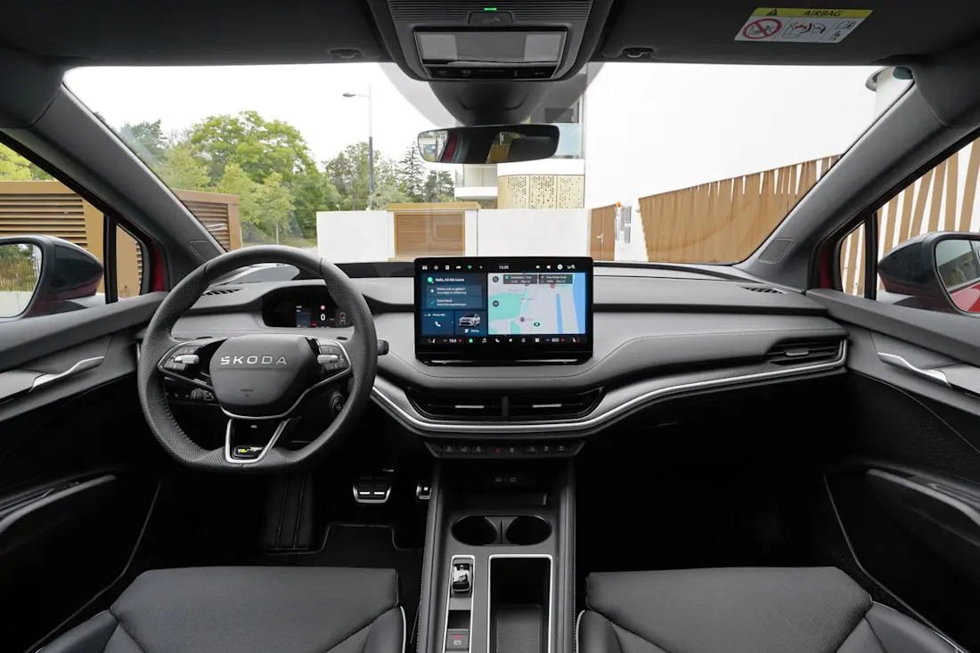 5 skoda-enyaq-coupe-rs-cockpit