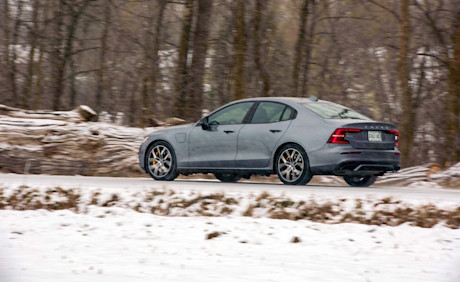 Volvo S60 Polestar Engineered vs BMW M340i 2020 : match comparatif Image