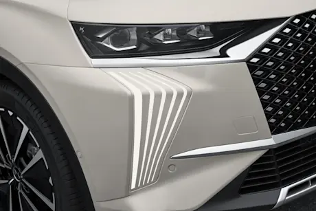 ds-7-crossback-e-tense-4-4-360-24-edde69-0eebbe