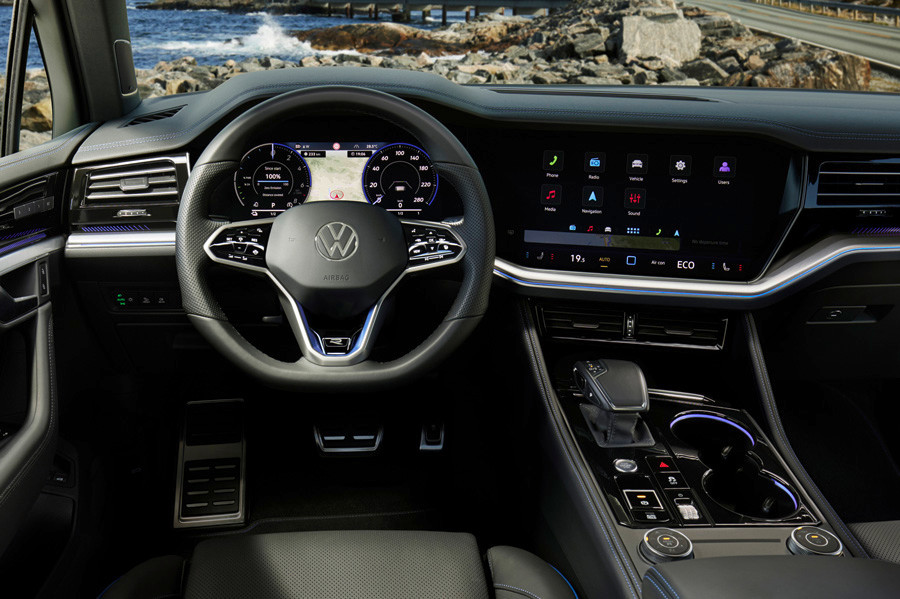 volkswagen touareg R eHybrid 2024 (12).jpg