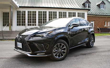 Lexus NX 300h 2021 : essai routier Image