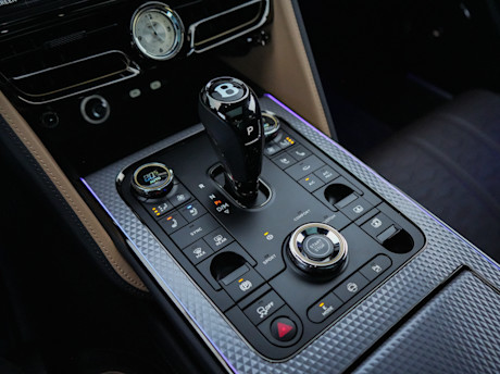 Bentley Flying Spur Mulliner_Detail-Schalthebel