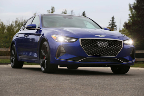 Editorial 2019 genesis g70 33t sport awd 03 ts
