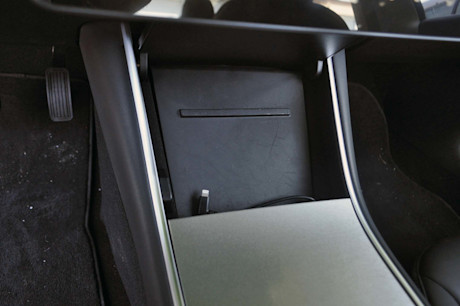 Editorial 2018 tesla model 3 30 mb