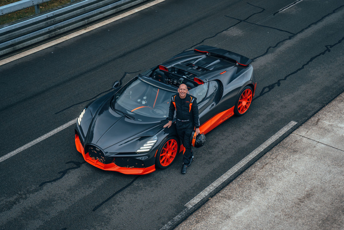 record-velocidad-descapotable-bugatti-mistral (5).jpg