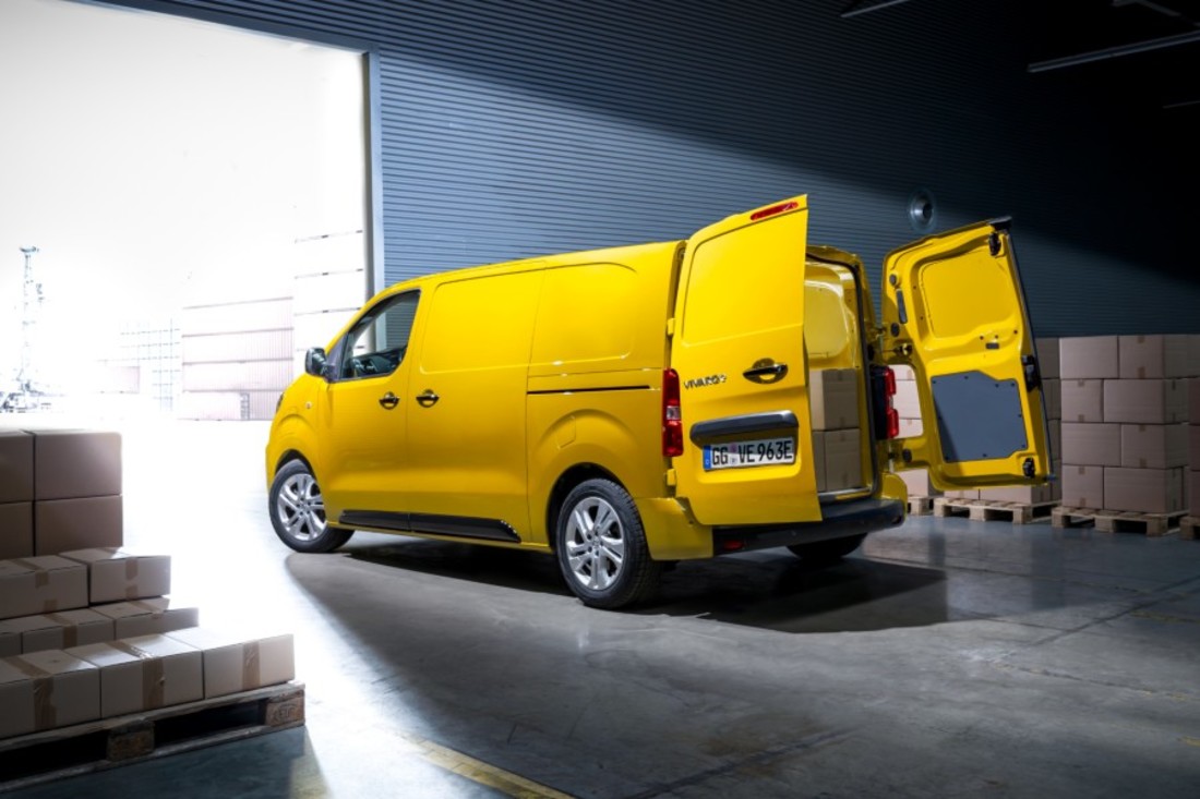Opel-Vivaro-e-511689 (1).jpg