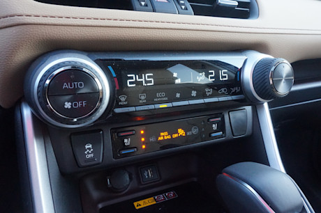 Editorial 2025 toyota rav4 hybrid td jl 250225 2