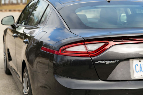 Editorial 2019 kia stinger gt line 10 jw