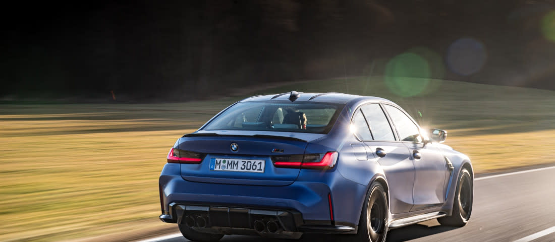 BMW-M3-Backview-1100