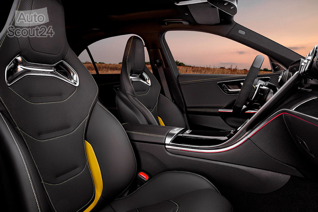 Mercedes-AMG C63 S EPerformance 2022 (23).jpg